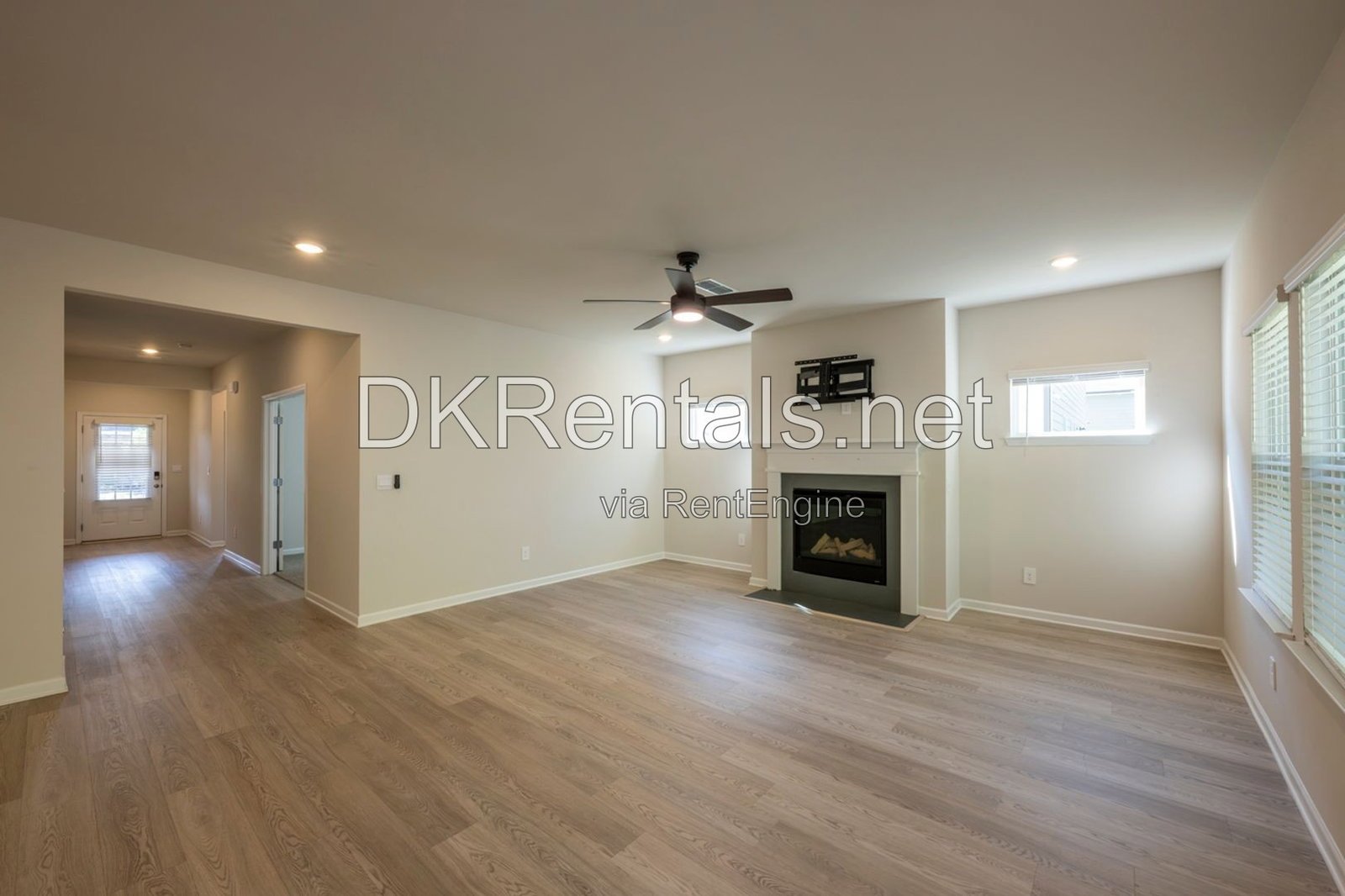 327 Valley Oak Drive property image