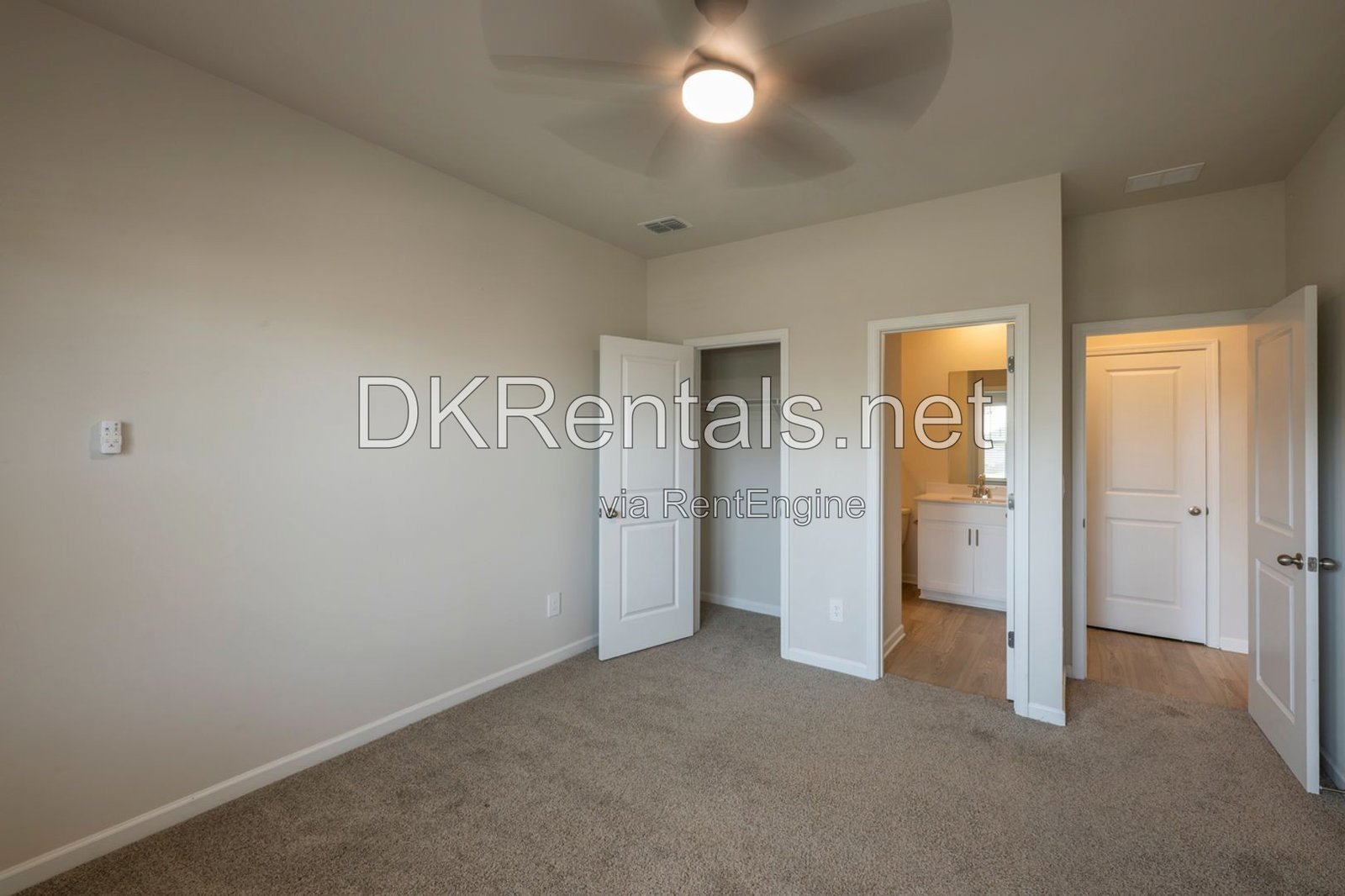 327 Valley Oak Drive property image