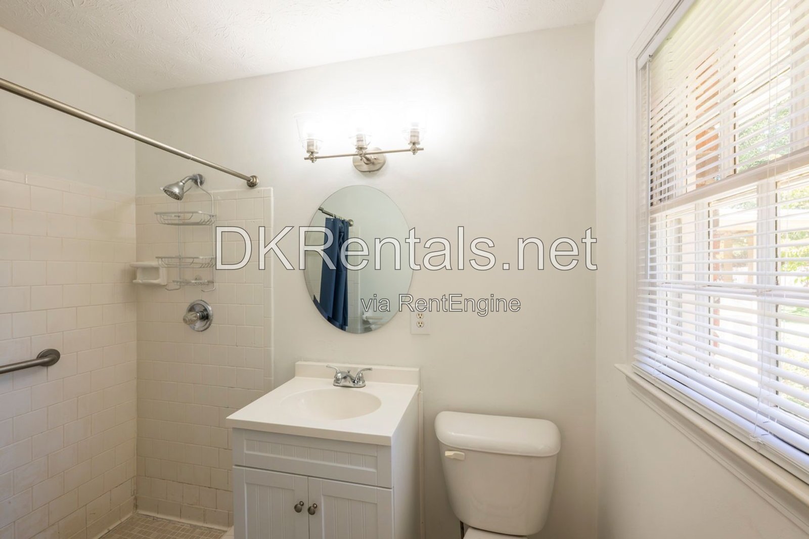 Renovated house in Alpharetta cu-de-sac property image