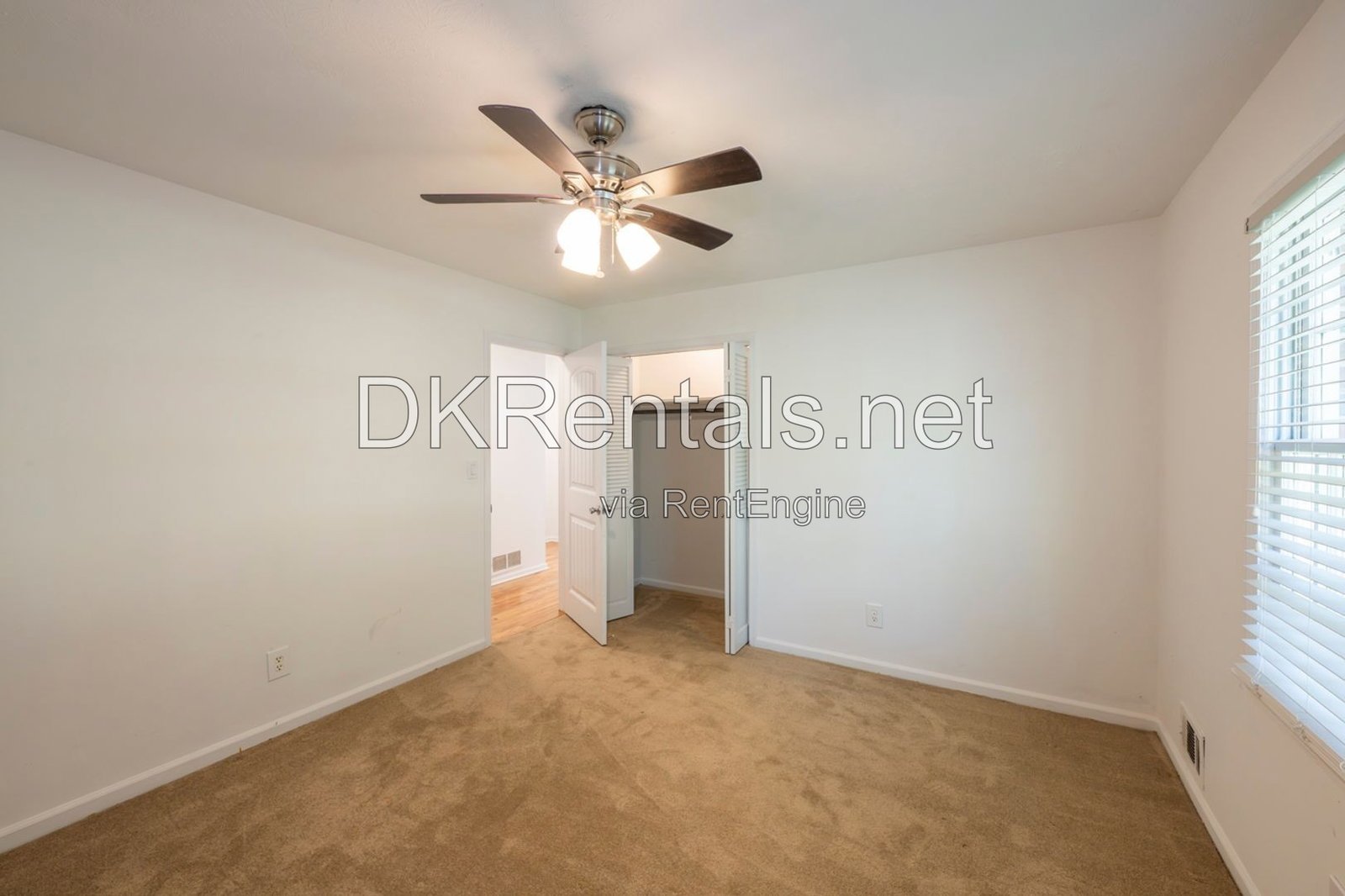 Renovated house in Alpharetta cu-de-sac property image