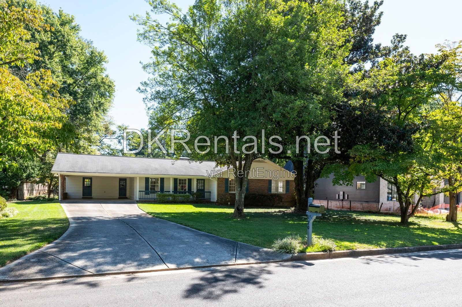 Renovated house in Alpharetta cu-de-sac property image