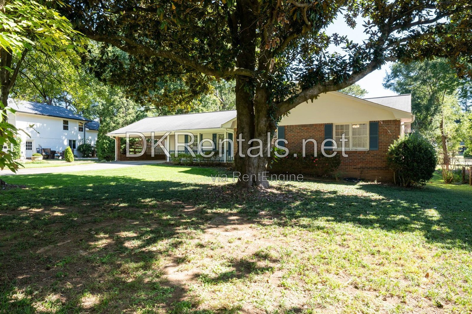 Renovated house in Alpharetta cu-de-sac property image